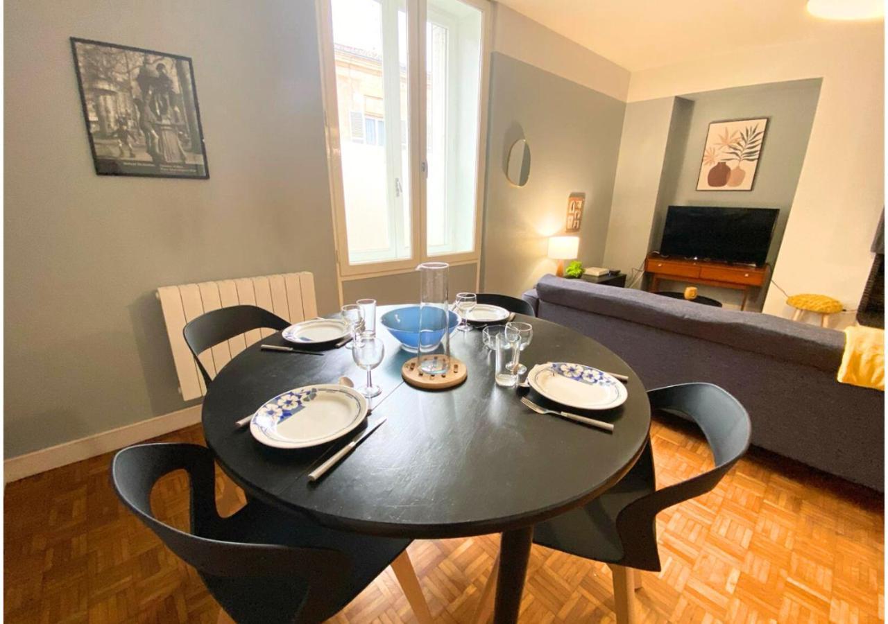 Le 107 - Poitiers - Chu - La Conciergerie. Apartment Екстериор снимка